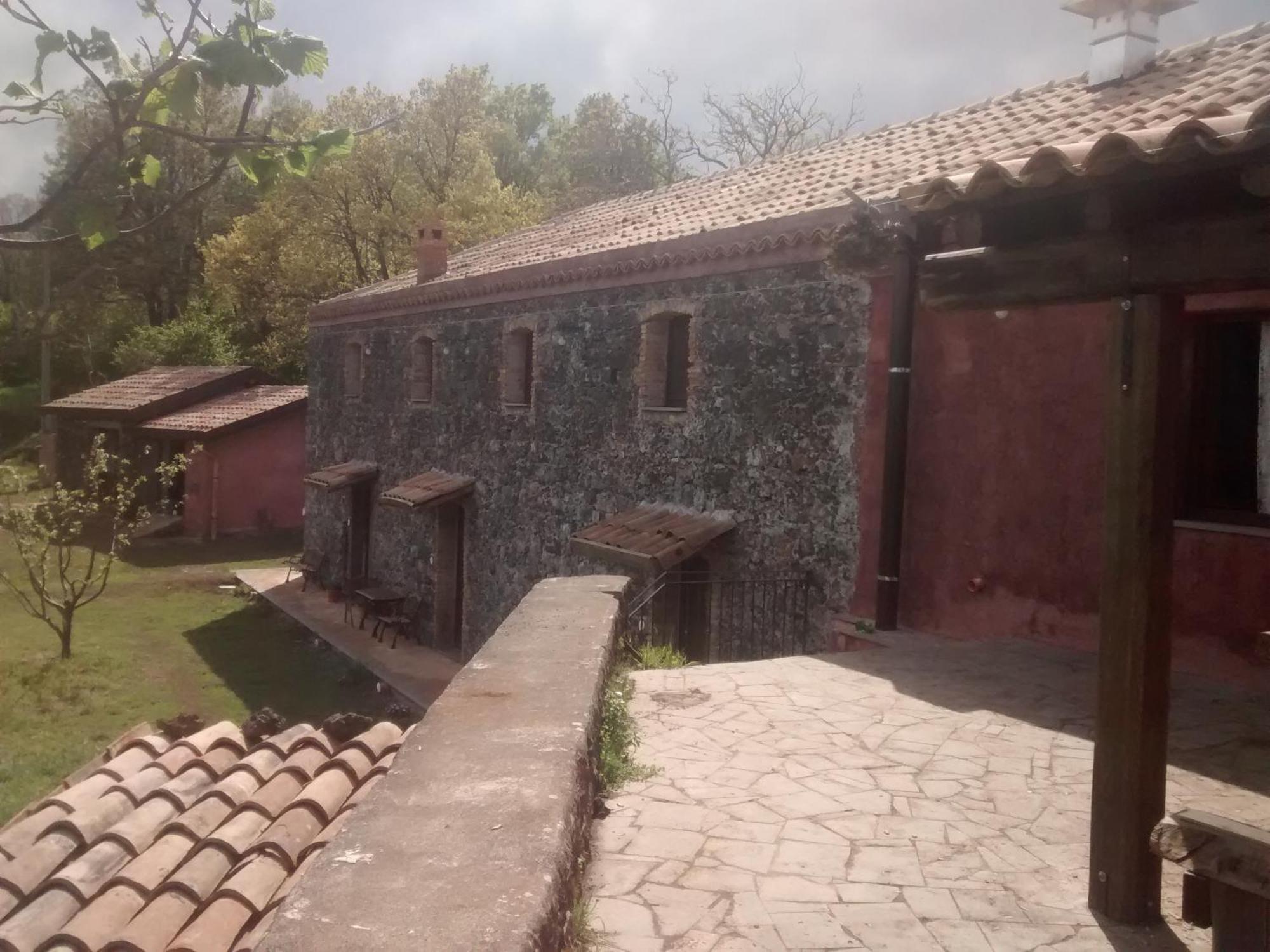 Agriturismo La Caraffara Sull' Etna Puntalazzo Exterior photo